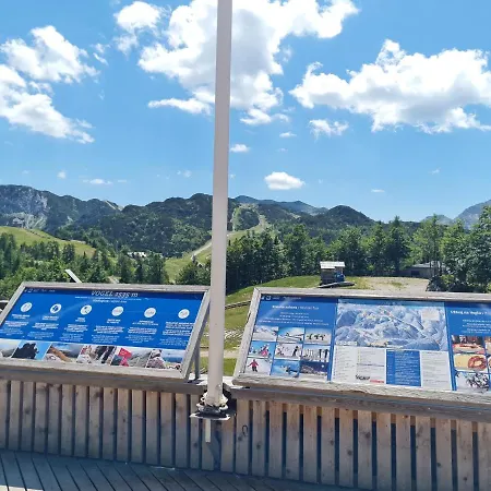 Burja At Vogel Mountain - Cable Car Access Or Hiking - Not Reachable With Car 게스트하우스